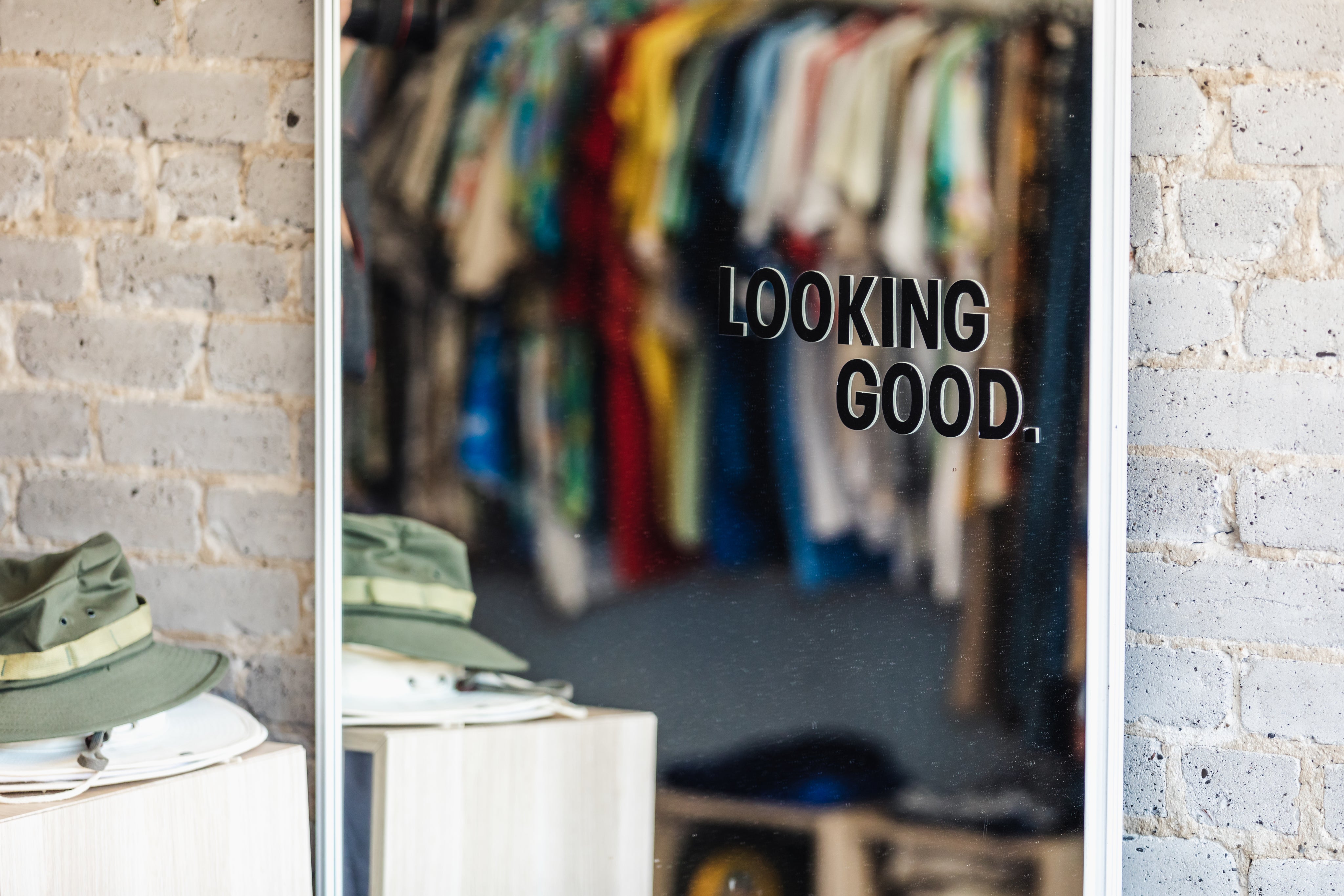 looking-good-sign-on-a-mirror.jpg