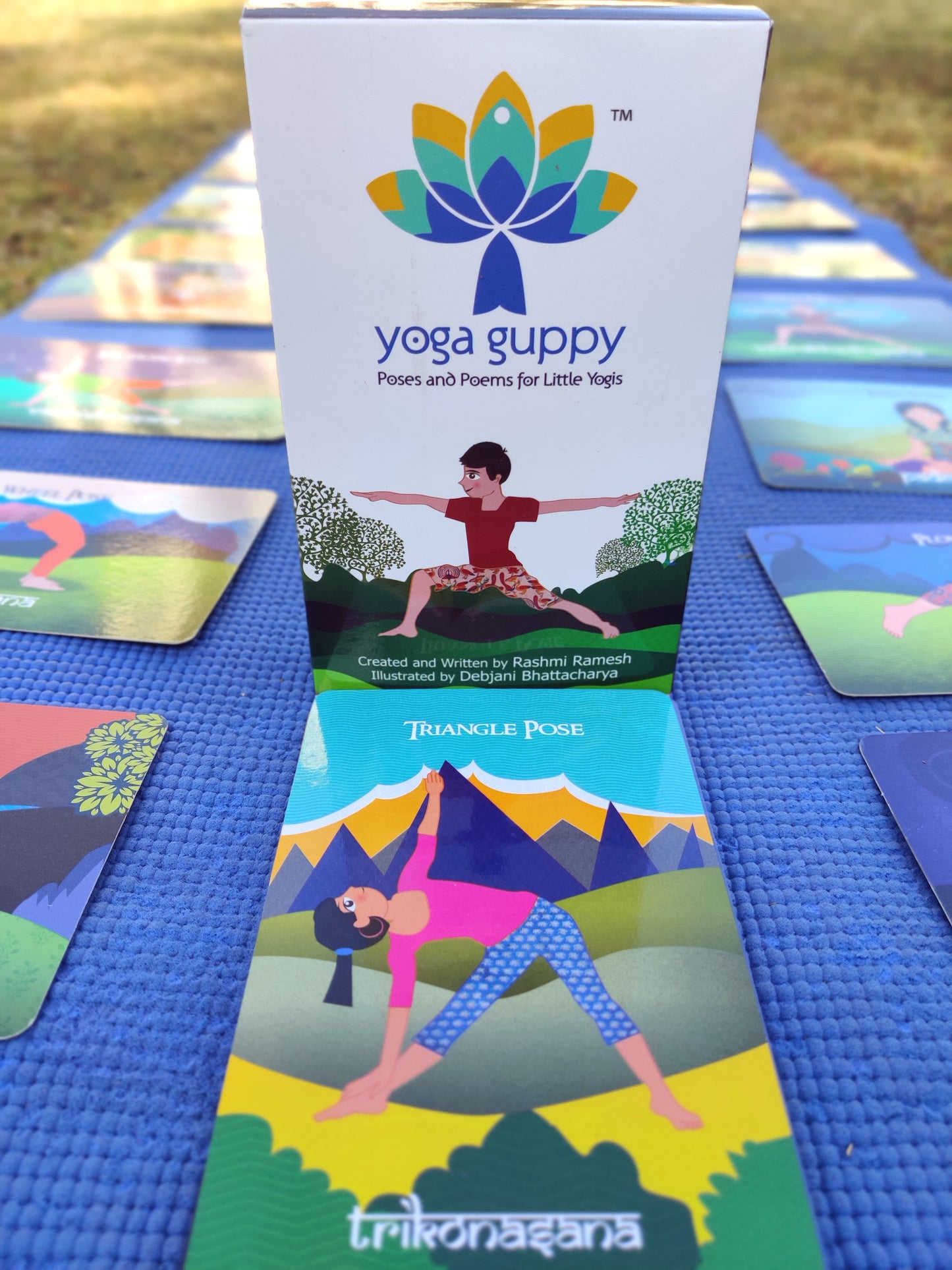 Yoga Guppy Colourful Flashcards with 40 Yoga Poses, Poems and Indian Art